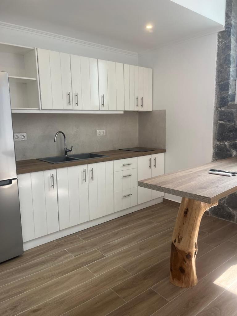 Milesian Apartment *